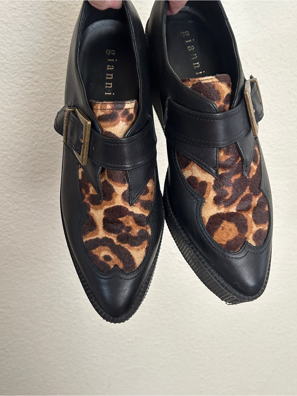 Gianni Bini Black Leather & Leopard Print creepers